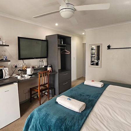 Lily'S Rest, Village On Silwerstrand, Robertson Exterior photo